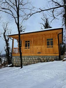 Фотография из галереи Parna's cottage в Мартвили