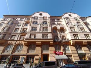 Budova, v ktorej sa apartmán nachádza