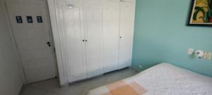 Gallery image of Suítes Casa Branca in Guarujá