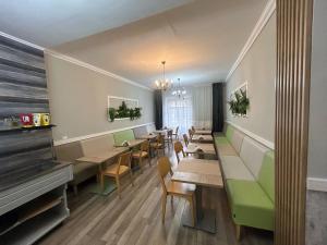 Posezení v ubytování Carnival City Hotel Oradea