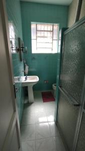 Ένα μπάνιο στο Casa Quintal Massucatte