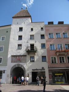 Zgradba, v kateri se nahaja hotel