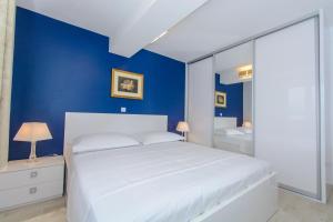 Postel nebo postele na pokoji v ubytování Luxury Apartment Kalebic