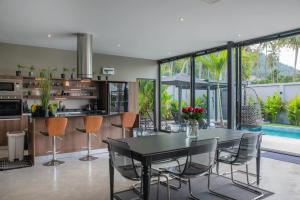 Fotografie z fotogalerie ubytování Villa Baan Da - Modern Spacious - Walk To Beach v destinaci Nathon Bay