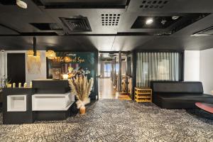 Część wypoczynkowa w obiekcie The Code Hotel & Spa Da Nang