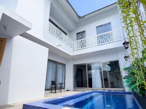 Πισίνα στο ή κοντά στο Bellagio Villas