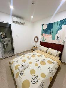 Postel nebo postele na pokoji v ubytování Hệ thống MylaHome - Chi nhánh Ks Kim Châu + 24 fotografií