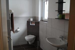 A bathroom at Haus Huber
