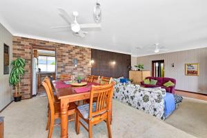 Ruang duduk di Coal d' Vine VIEW - Cessnock NSW