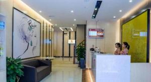 Gallery image of 7 Days Premium Xinhua Train Station Square Branch in Tatianlong