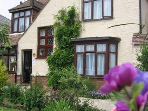 Gallery image of Railway Cottage in Swanage