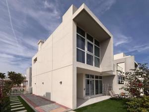 Frank Porter - Albizia Damac Hills 2