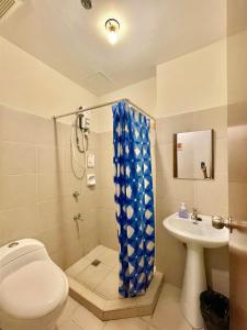 Koupelna v ubytování Budget-friendly Condo Near Bgc, Venice #rt34008