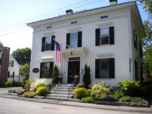 Gallery image of Benjamin F. Packard House Bed and Breakfast in Bath