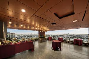 Restauracja lub miejsce do jedzenia w obiekcie The Code Hotel & Spa Da Nang