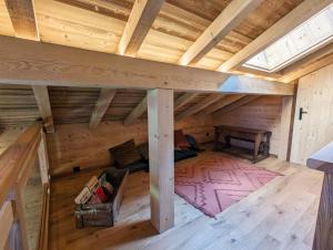 Łóżko lub łóżka w pokoju w obiekcie Chalet l'Appel de la Forêt