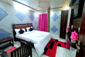 Imagen de la galería de LUCKNOW HOTEL K P C Near Temple - fully Air Conditioned hotel at Prime Location - Hygiene & Spacious Room - with wifi - BEST HOTEL IN LUCKNOW, en Bādshāhnagar