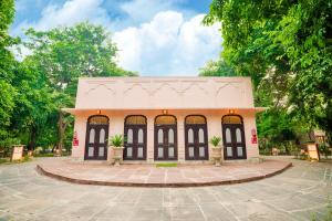 Κήπος έξω από το Club Mahindra Bharatpur