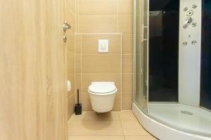 Łazienka w obiekcie Chic Apartment- Suitable for Longstays near Matzleinsforferplatz