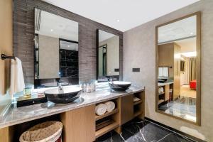 Foto sihtkohas Guangzhou asuva majutusasutuse LIZ International Hotel Guangzhou Olympic Sports Center International Financial City Branch - Free Shuttle Bus to Canton Fair Complex During Canton Fair Period & Free Breakfast & Free Afternoon Tea & Free Midnight Snack galeriist