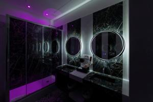 Koupelna v ubytování Teulada Luxury Rooms