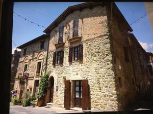 Το κτήριο όπου στεγάζεται  το διαμέρισμα