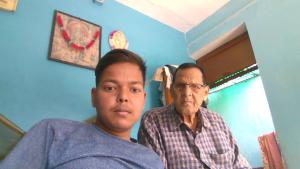 Tamu yang menginap di Ayodhya Dham Guest House