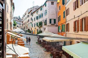 Η γειτονιά γύρω από ή μία γειτονιά κοντά σε αυτό το διαμέρισμα