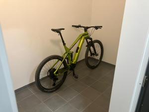 Jízda na kole v ubytování SORRY-HORY Apartmán Dolní Morava nebo okolí