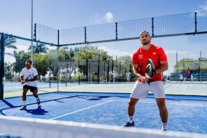 Tenis a/nebo squash v ubytování Playitas Hotel - Sports Resort nebo okolí