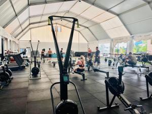 Fitness centrum a/nebo fitness zařízení v ubytování Playitas Hotel - Sports Resort