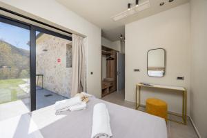 Postel nebo postele na pokoji v ubytování Villa Selena + 34 fotografií
