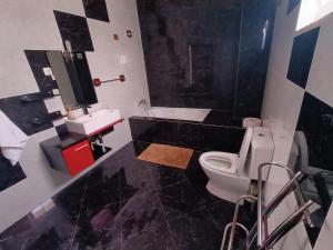 Koupelna v ubytování Casa Miami + 37 fotografií