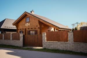 The building in which the holiday home is located