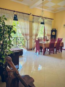 Gallery image of Mahaweli View Bungalow in Kandy