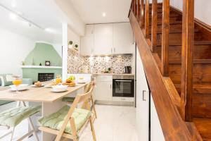 Kuchyň nebo kuchyňský kout v ubytování Focolare Corfiot Residence, Sinarades