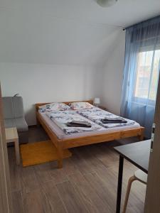 Postel nebo postele na pokoji v ubytování sara1