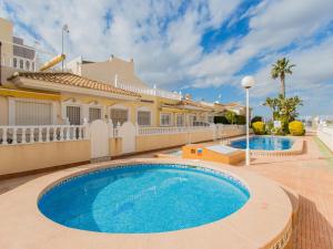 The swimming pool at or close to Holiday Home Tista by Interhome