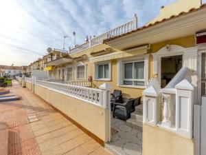 A balcony or terrace at Holiday Home Tista by Interhome
