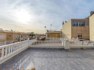 A balcony or terrace at Holiday Home Tista by Interhome