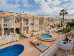 The swimming pool at or close to Holiday Home Tista by Interhome