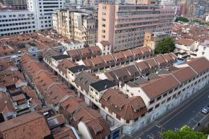 Nespecifikovaný výhled na destinaci Šanghaj nebo výhled na město při pohledu z apartmánu