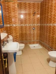 Koupelna v ubytování Hotel Sahara