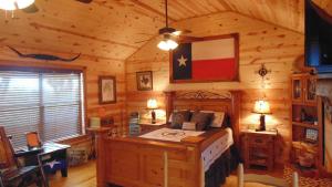 TV a/nebo společenská místnost v ubytování Texas T Bed and Breakfast