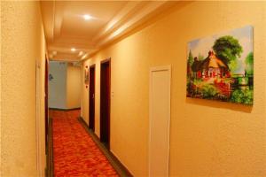Gambar di galeri bagi GreenTree Inn ShangHai JiaDing the South of F1 Circuit FangTai Hardware Market Express Hotel di Jiading