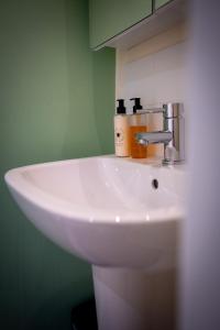 Koupelna v ubytování Florence Cottage