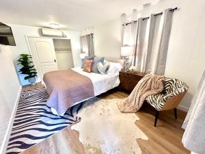 Ένα ή περισσότερα κρεβάτια σε δωμάτιο στο Charming 2-bedrooms in the heart of Willow Glen San Jose