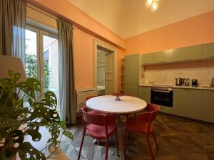 Η κουζίνα ή μικρή κουζίνα στο Dedè Home