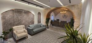 Χώρος καθιστικού στο Jerusalem View Hotel