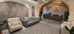 Χώρος καθιστικού στο Jerusalem View Hotel